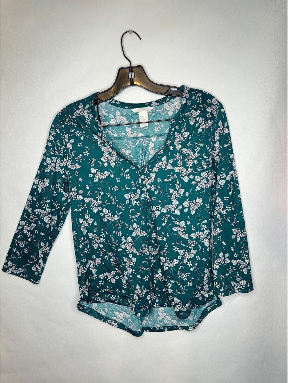 H&M Blouse Green Floral Long Sleeve Quarter Button